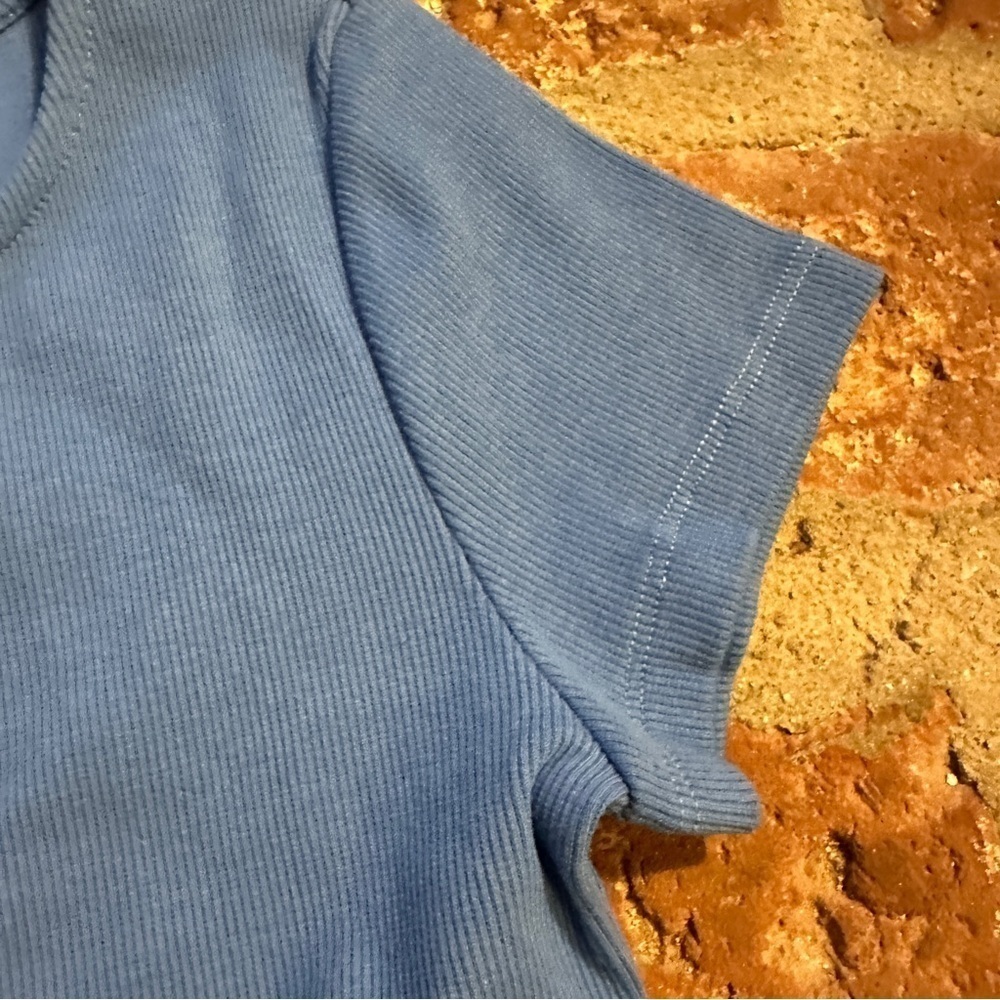 Princess Polly classic crop organic cotton & elastane Blue Ribbed Top tshirt - Picture 3 of 15